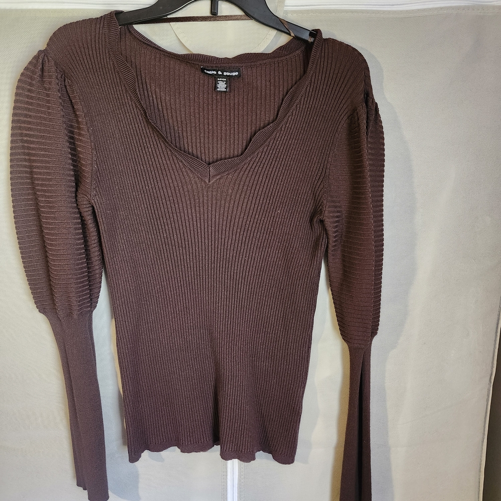 Cable & Gauge Brown Ribbed Knit Blouse